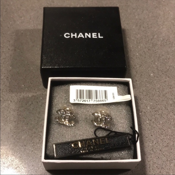CHANEL Jewelry - Authentic Chanel Boucles Oreille crystal earrings